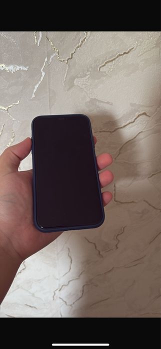 Продаю iPhone 11 в отличном состоянии