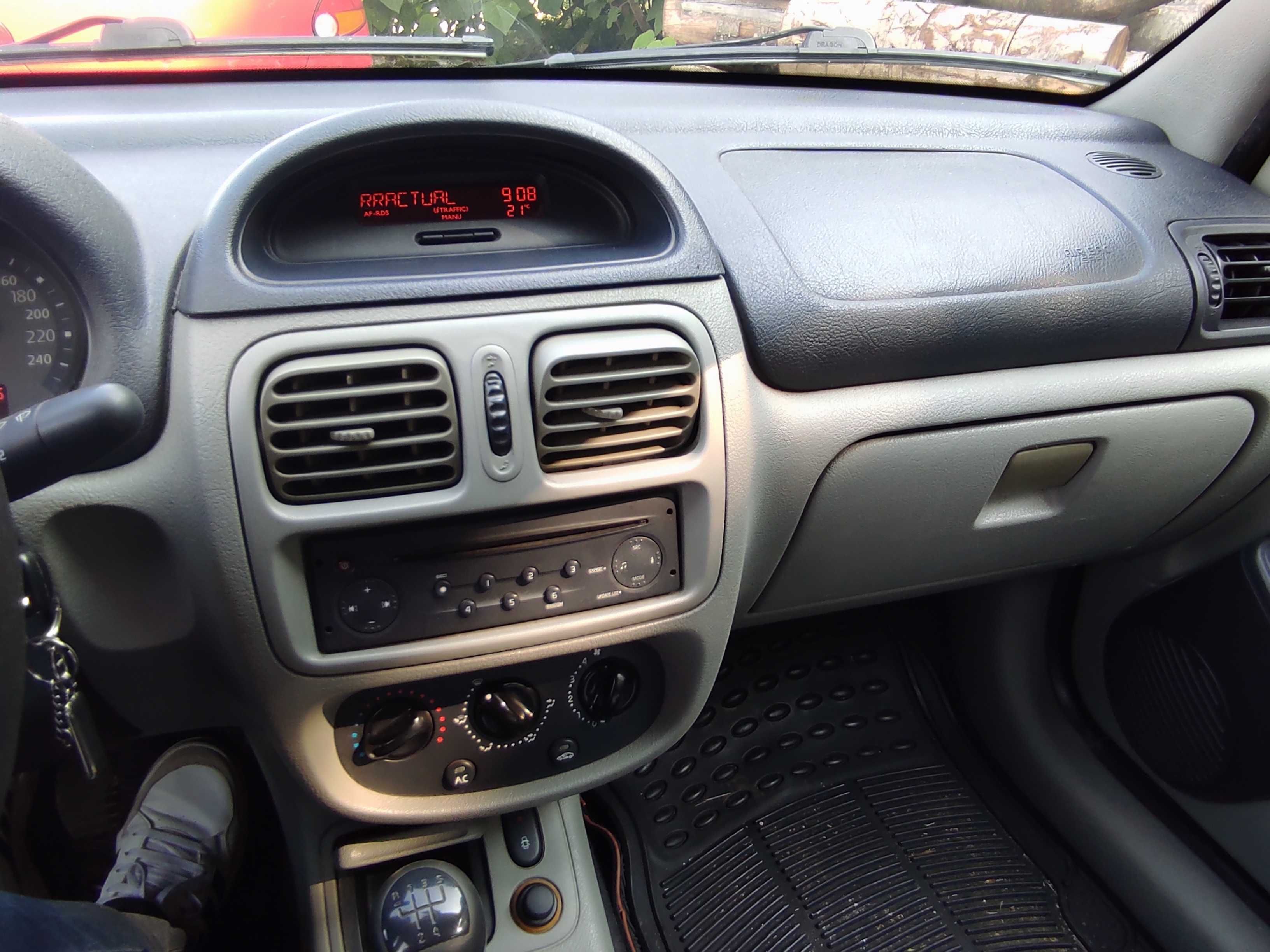 Renault Clio Symbol - unic proprietar