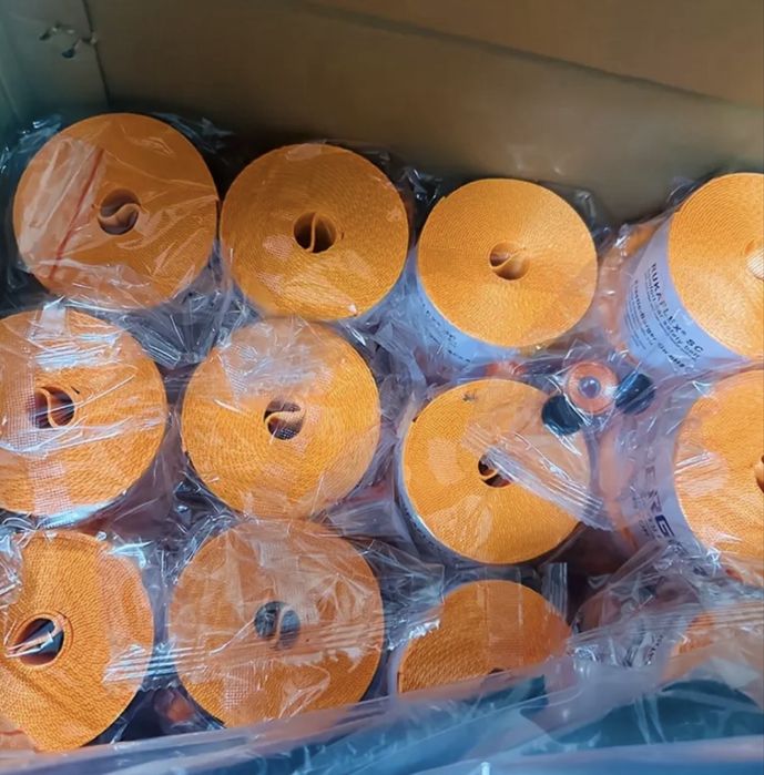 Цветни колани за кола