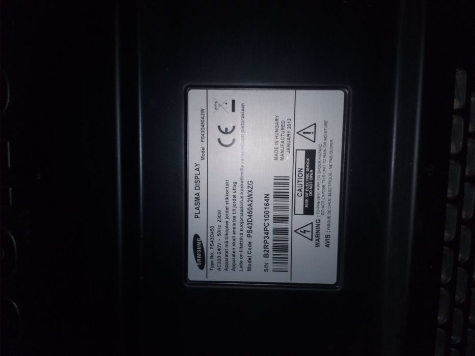 Tv Samsung, se vinde defectă o piesă