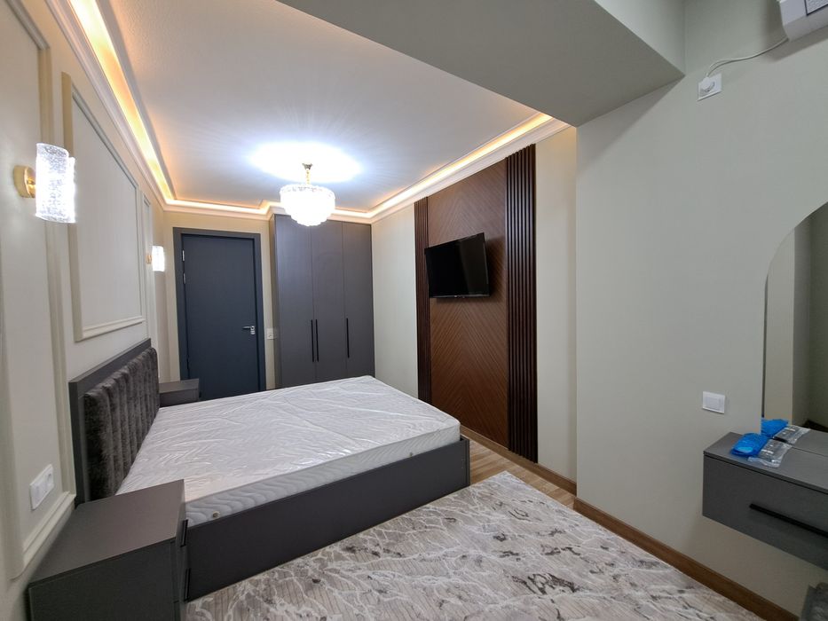 3 xonali lyuks kvartira sotiladi