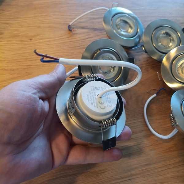 Комплект от 6 LED лунички за вграждане, димируеми, 10W, 2700K