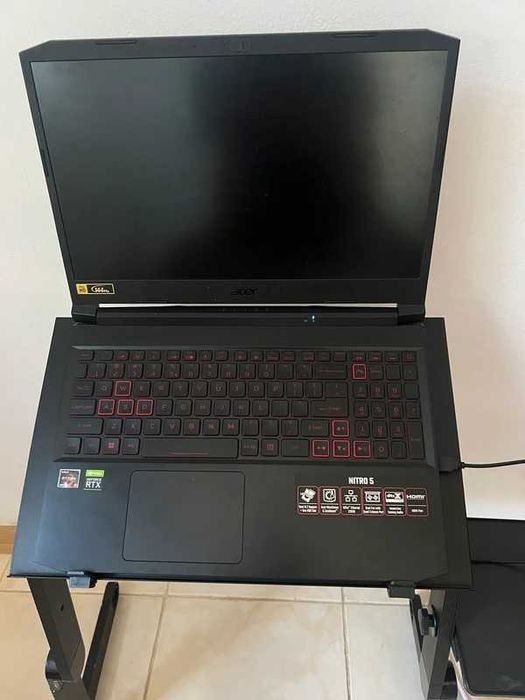 Măsuță laptop, cu ventilatoare si mouse pad