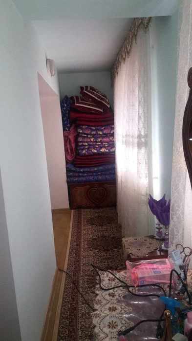 Продается 2/2/4 квартира галерейка метро Ташкент 1 остановка (Узбум)