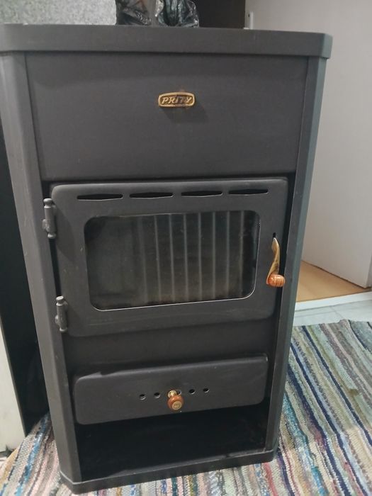 Продавам камина Прити