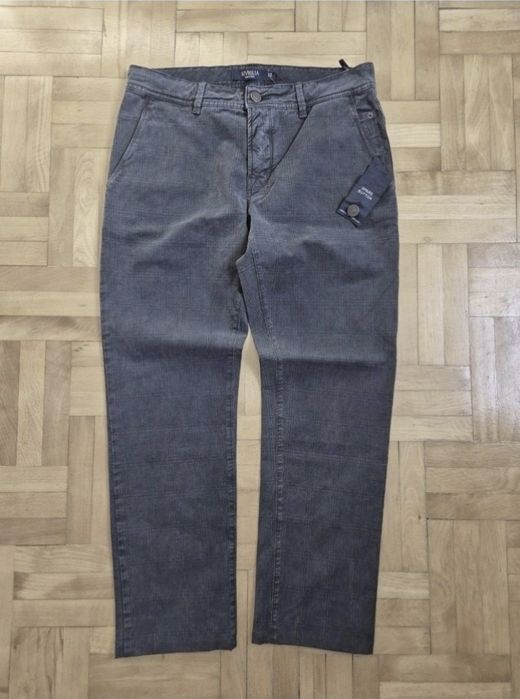 Pantaloni Siviglia exclusiviști, Bărbătești, Slim Fit - W33 M / L