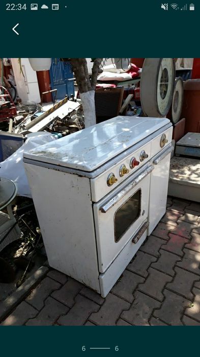 Aragaz cu patru ochiuri arată 9/10 preț.820 lei.