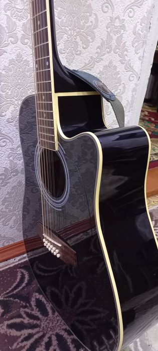 12 струналик электро-акустическая гитар MARTINEZ W-1212 CEQ