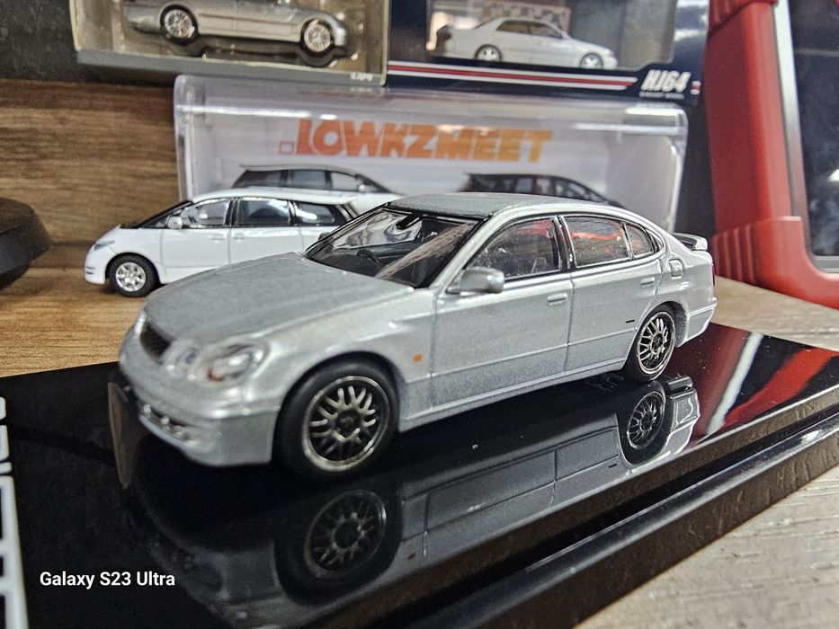 Модель 1/64 Toyota Aristo 2001г.  Новая
Оплата кас