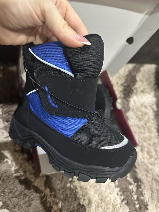 Зимние ботинки новые 26 размер