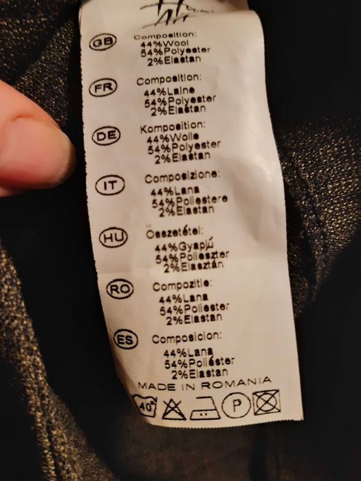 Pantaloni de lana, lungi, talie inalta