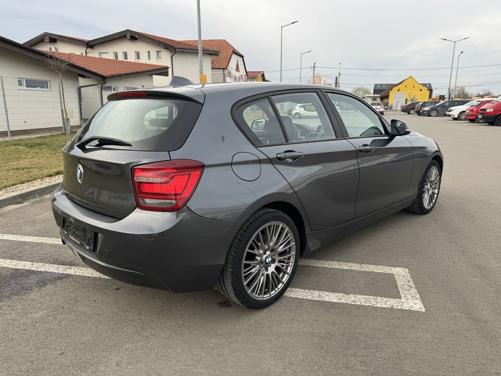 Bmw 118i 170cp. Manual euro6 Navigatie Xenon posbilitate rate prin TBi