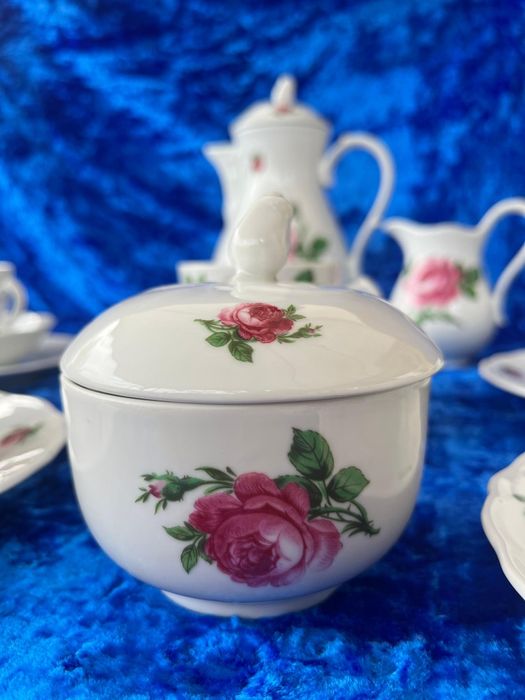 Елегантен чаен сервиз TIRSCHENREUTH Bavaria