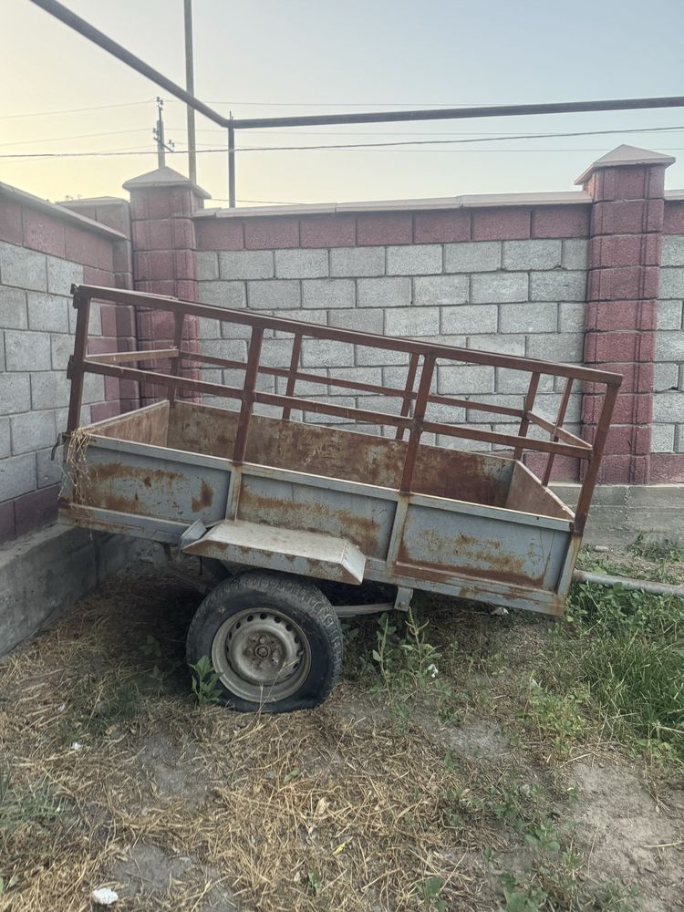 Прицеп автомобильный