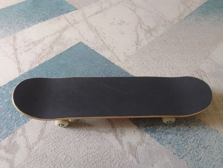 Скейтборд жаңа , остановка Диана