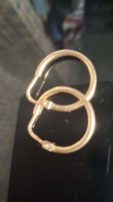 Продам золотые серёжки
