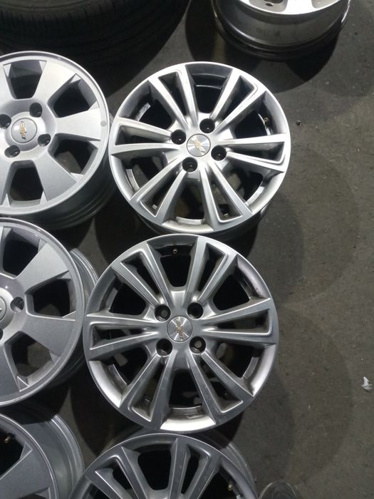 Cobalt Gm orginal diska sotiladi R15