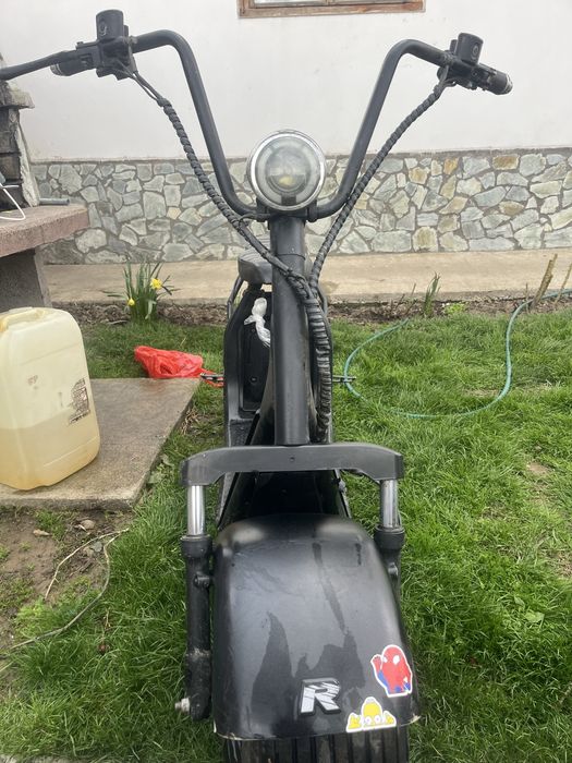 Vand scuter electric