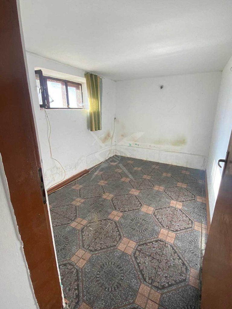 Продава се Къща в Каблешково - 140 кв.м за 822 €/кв.м - Снимка #4