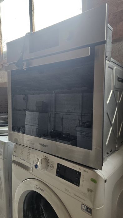 Vând cuptor incorporabil