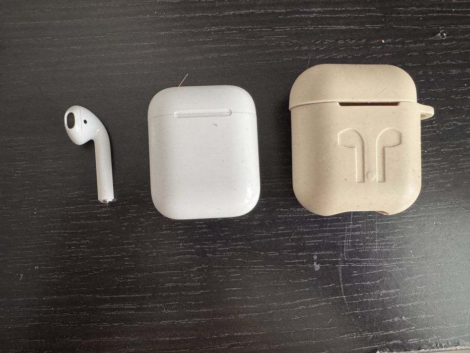 Airpods 2gn оригинал без левого наушника