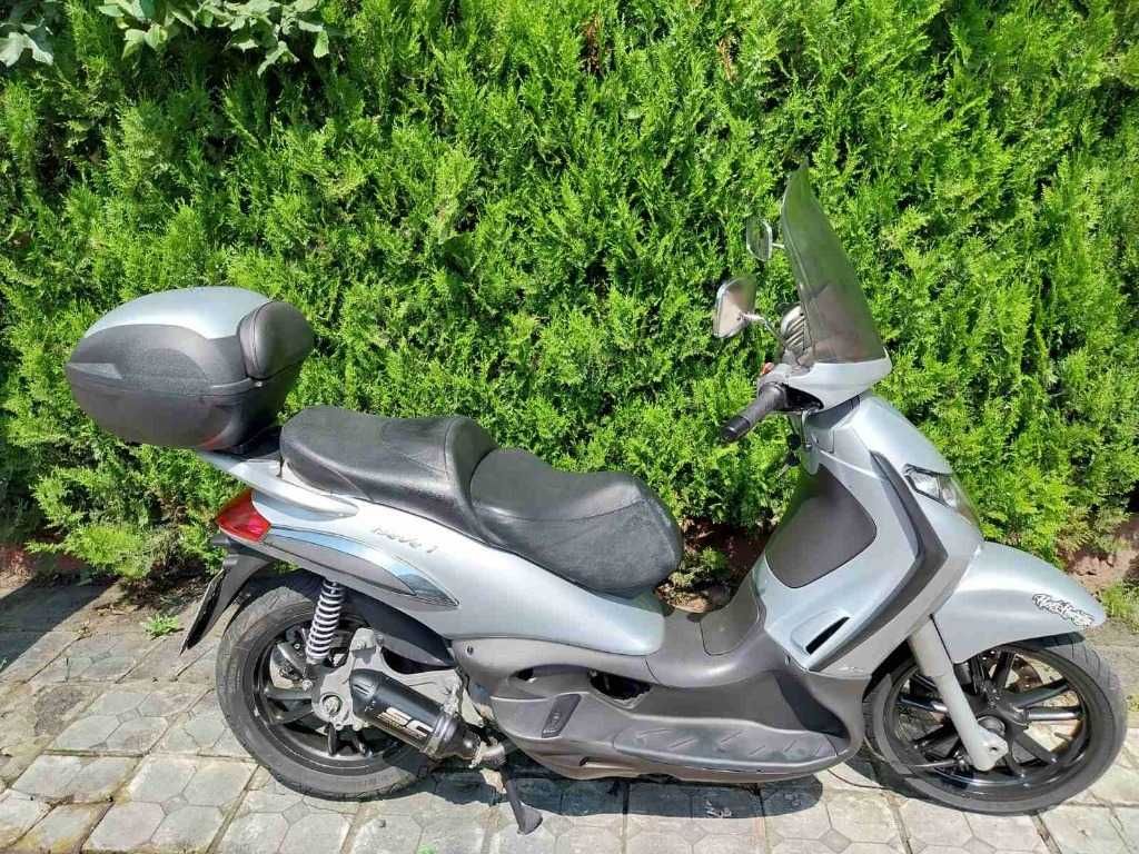 Piaggio Beverly 125