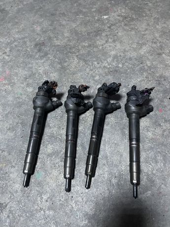 Set 4 injectoare Vw Audi Skoda 2.0 tdi CFF B, CFH C