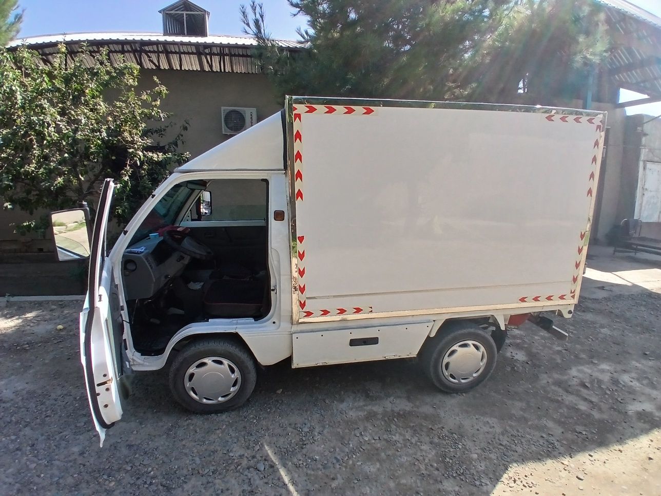 Chevrolet labo 80D275UA