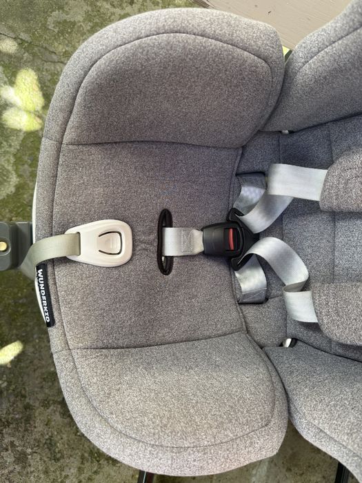 Scaun 360 si Isofix+ talpa de sustinere scaun in podea