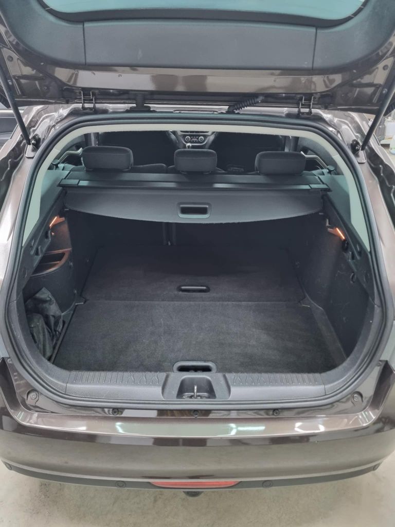 Lada Vesta SW 1.6