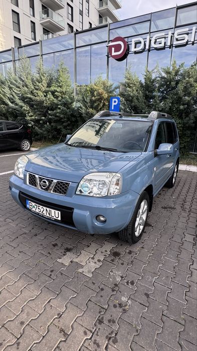 Vand Nissan X-Trail foarte ingrijit