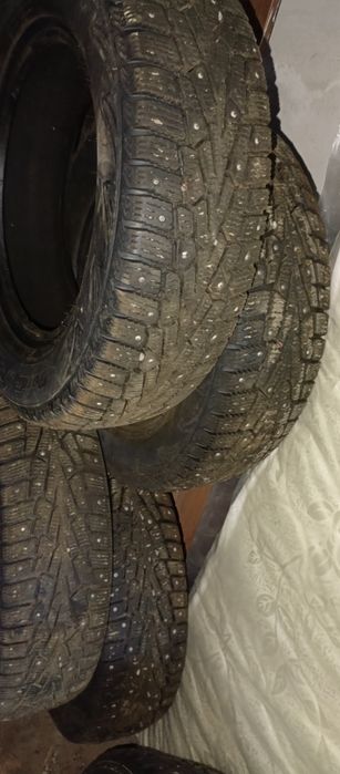 Шины зимние комплект