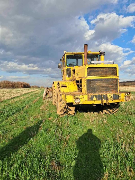 Продавам Кировец КА 701