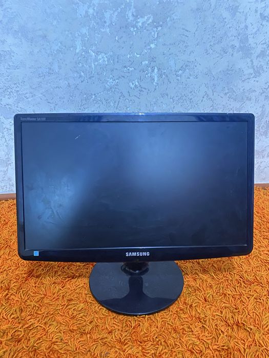 Манитор от компании самсунг