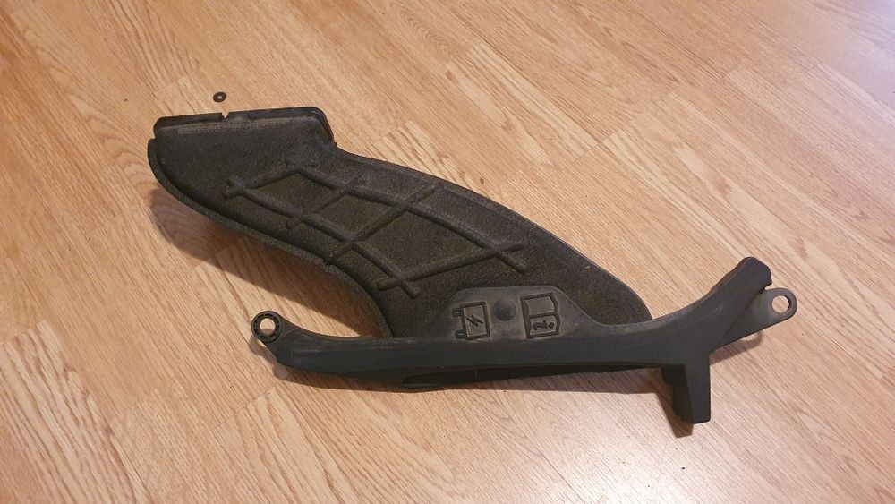 Priza aer tub admisie filtru Range Rover Evoque