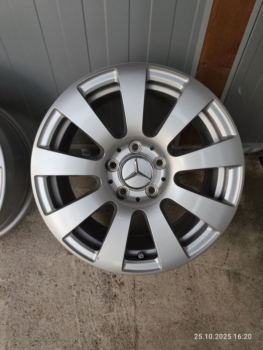 16/5/112-МЕРЦЕДЕС Е класа W 212,Ц класа W 204 нов внос перфектни