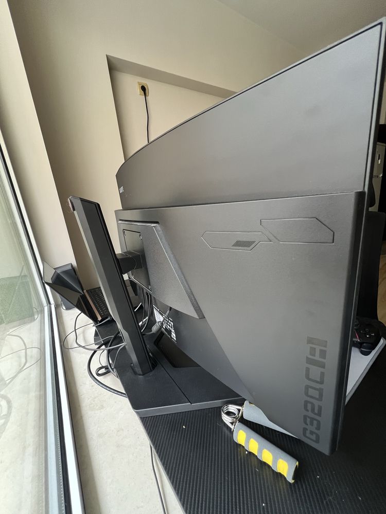 Монитор Gaming GIGABYTE 31.5", VA, QHD, 165hz, 1ms