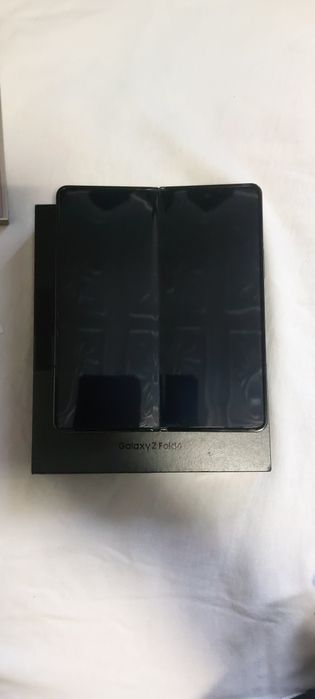 Samsung Z Fold4 , 512GB, 12GB RAM
Utilizat, fara semne de uzura
Culoar