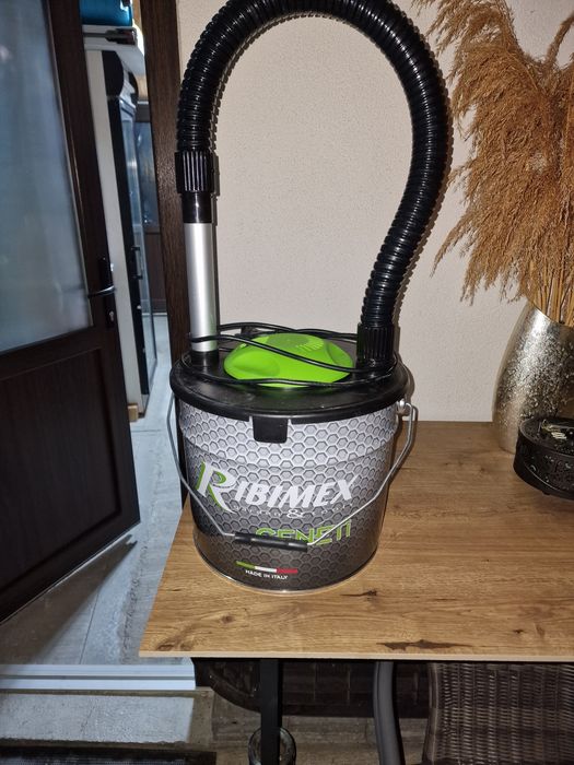 Aspirator cenusa Ribimex 15 litri, 800W