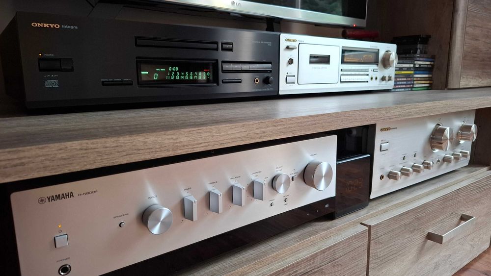 ONKYO INTEGRA componente linie clasa superioara