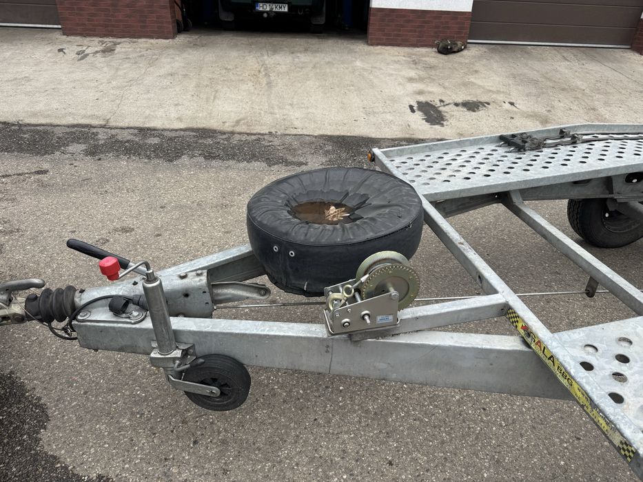 Platforma remorca auto 2 tone  impecabila