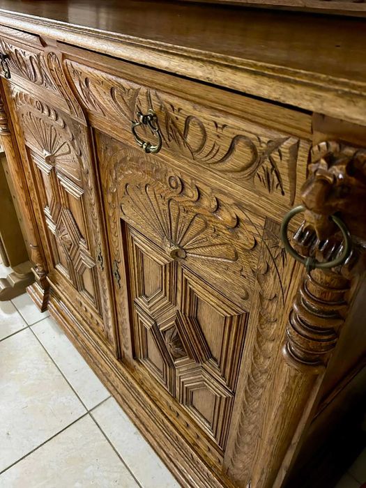 Луксозен антикварен Бюфет Холандия