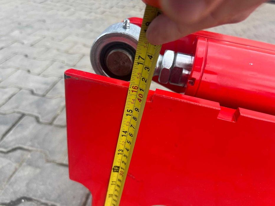 Хидравличен ротор за палети / касетки (2,5 т) – за мотокар + Видео