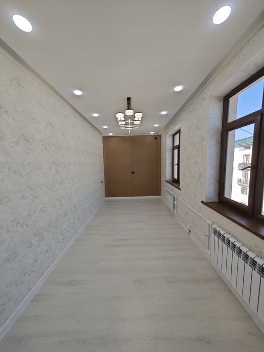 Евро Ремонт Квартира Сотилади 3 хона 7 этаж  18 мкр орентир 22 мактаб