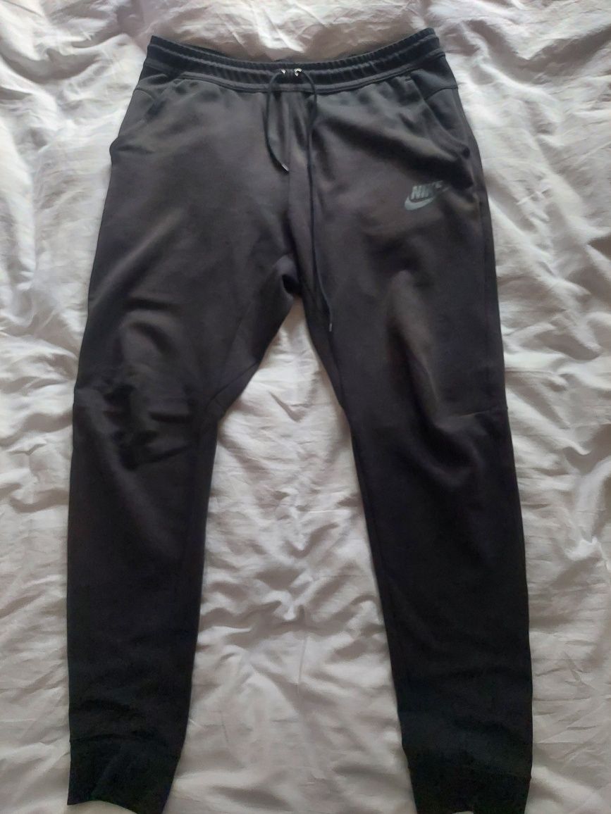 Vand pantaloni tech fleece old season