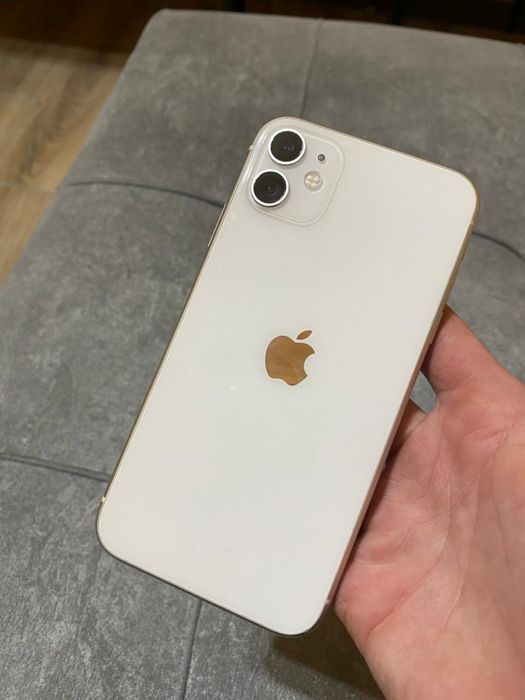Iphone 11 в хорошем состоянии