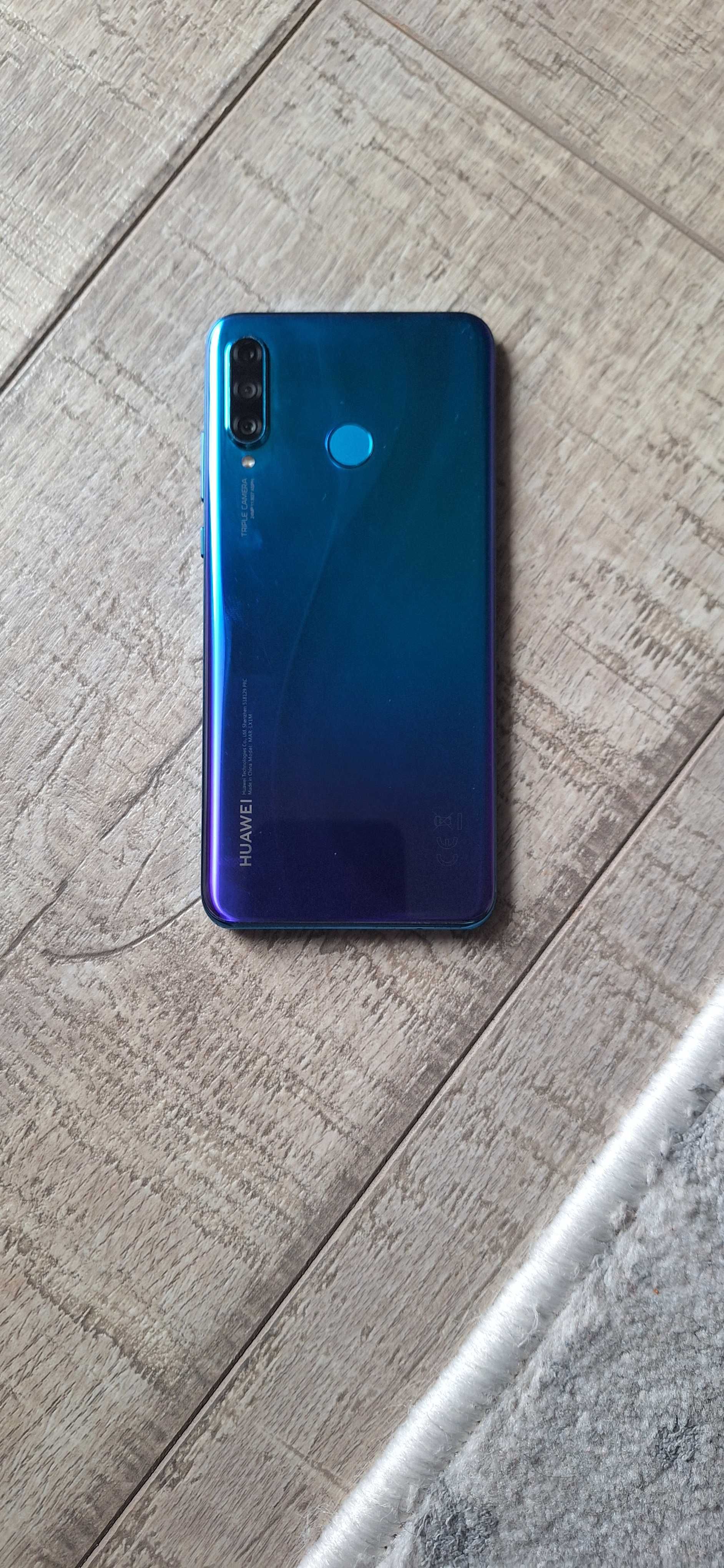 Huawei P30 Lite, impecabil.