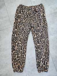 Zara pantaloni imprimeu leopard 8-10 ani (140cm)
