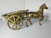 Бронзова колесница (карета,файтон) с бронзов кон