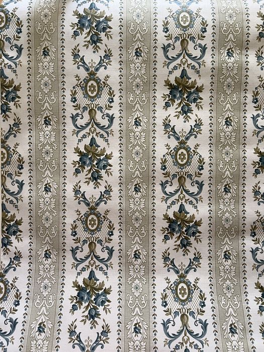 Set 6 role tapet Eco Tapeter, model clasic floral, fabricat in Suedia
